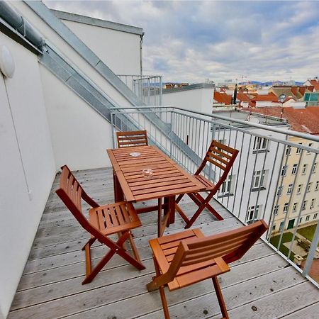 Sunny Penthouse With Terrace. Great View! Dg2 Apartamento Viena Exterior foto